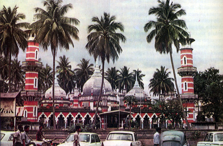 Мечеть в Куала-Лумпуре