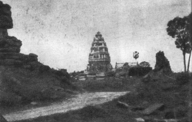 Развалины древнего храма в Памае