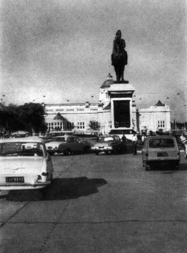 Памятник выдающемуся таиландскому реформатору королю Чулалонгкорну